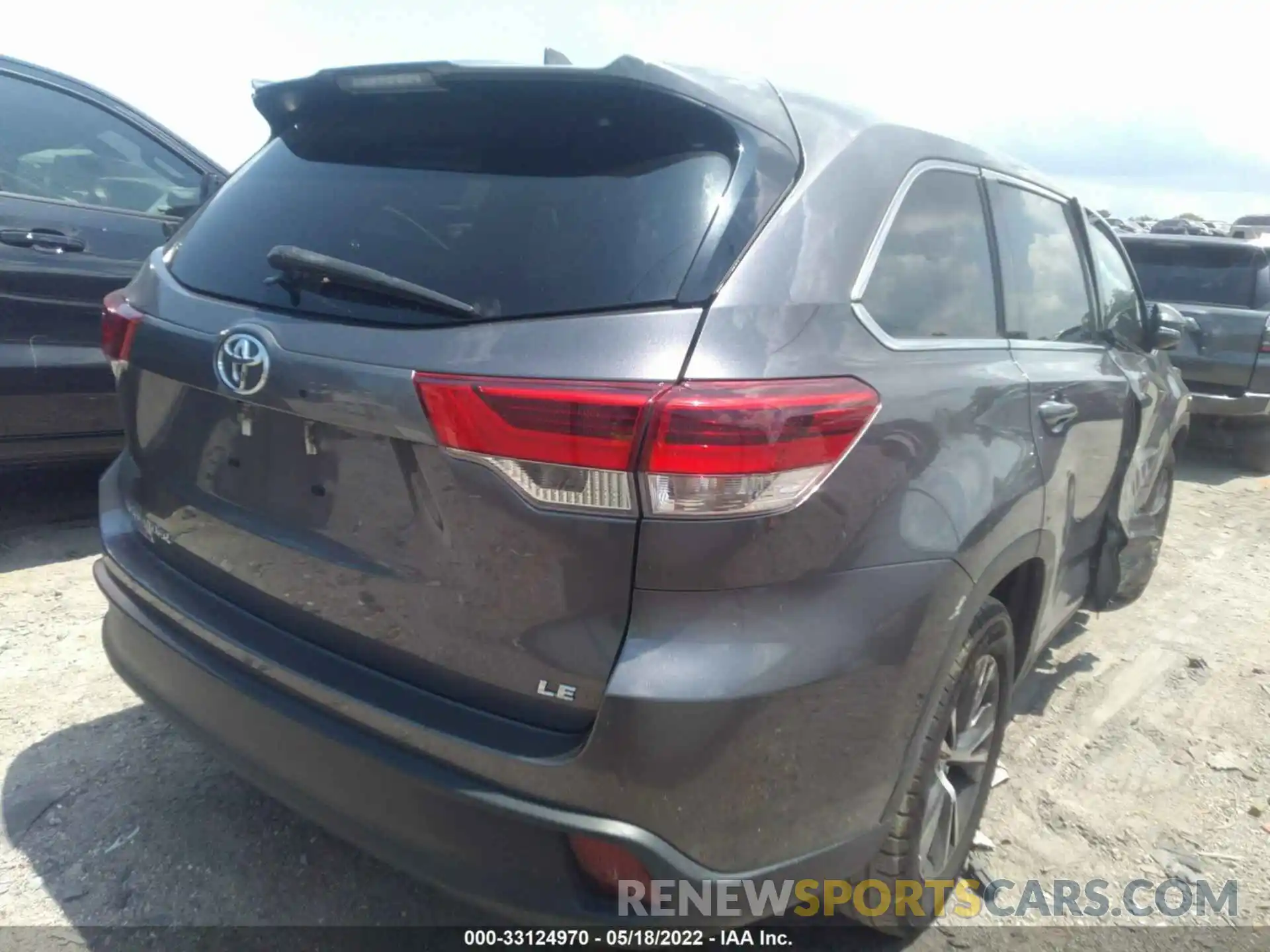 4 Фотография поврежденного автомобиля 5TDZZRFH0KS348881 TOYOTA HIGHLANDER 2019