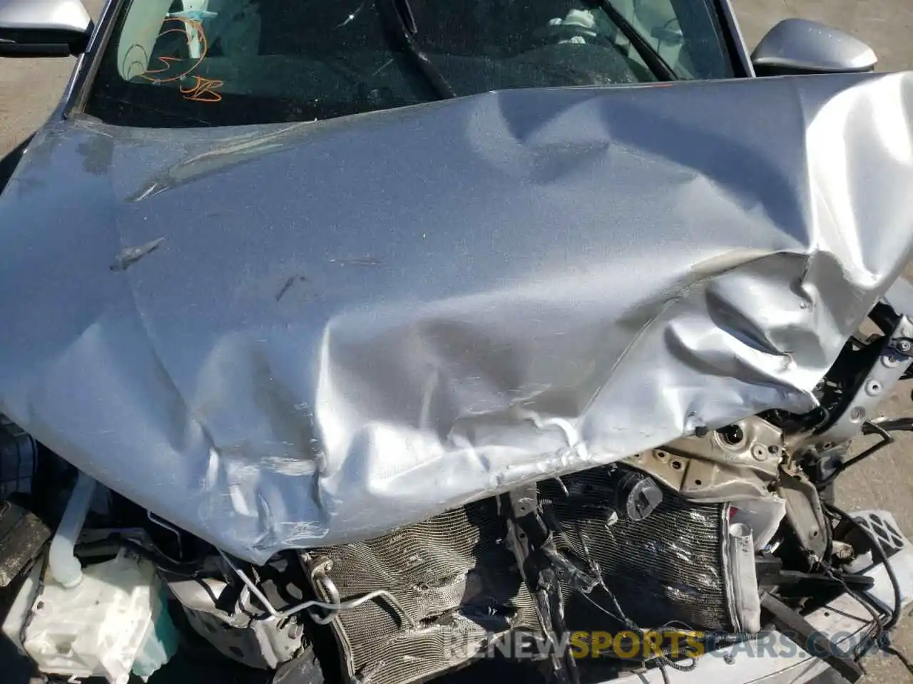 7 Photograph of a damaged car 5TDZZRFH1KS291672 TOYOTA HIGHLANDER 2019