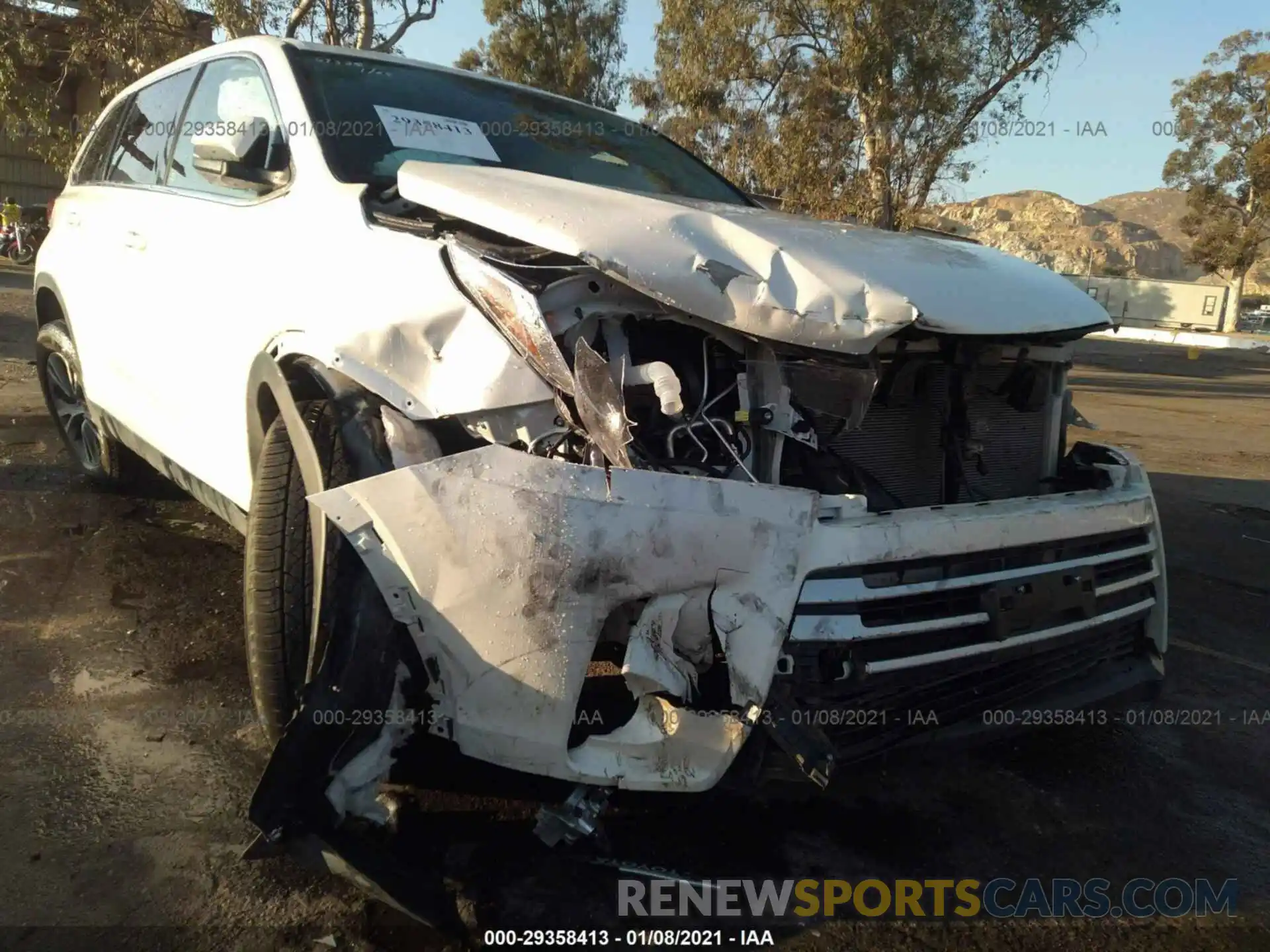 6 Photograph of a damaged car 5TDZZRFH1KS302346 TOYOTA HIGHLANDER 2019