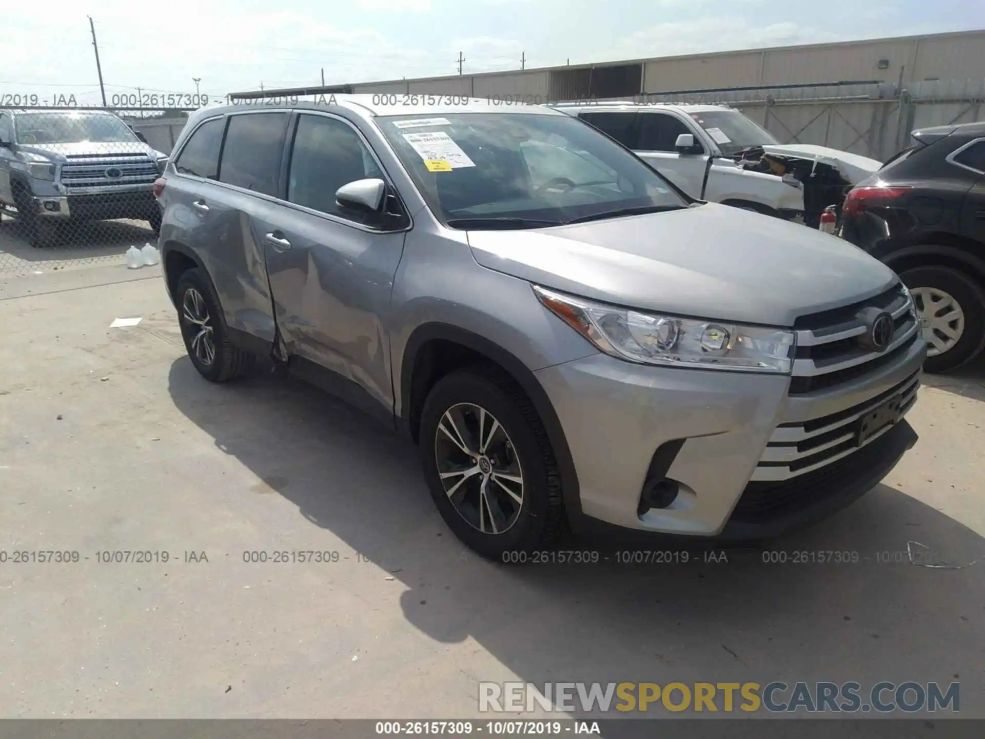 1 Фотография поврежденного автомобиля 5TDZZRFH1KS305070 TOYOTA HIGHLANDER 2019