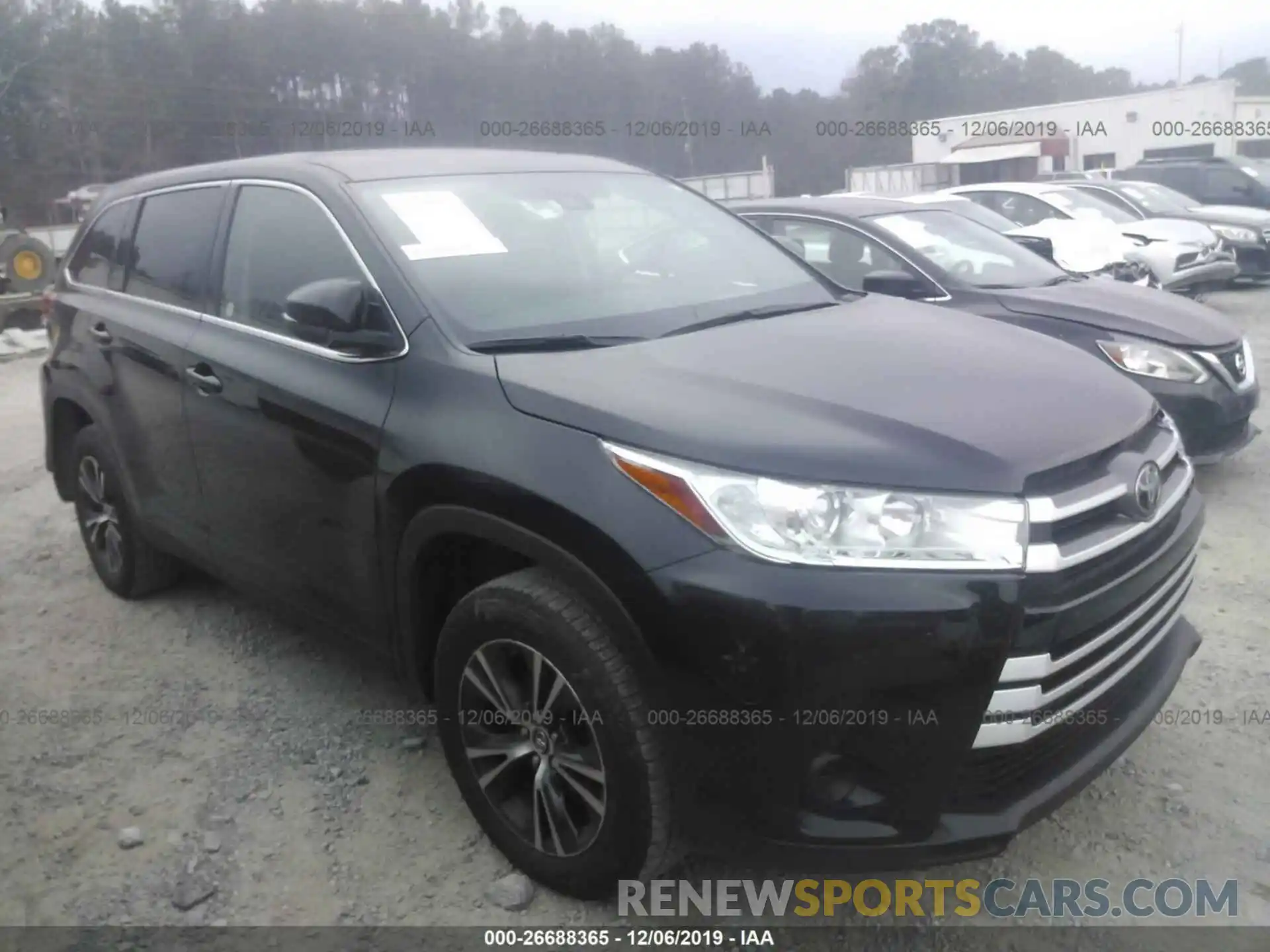 1 Photograph of a damaged car 5TDZZRFH1KS321074 TOYOTA HIGHLANDER 2019