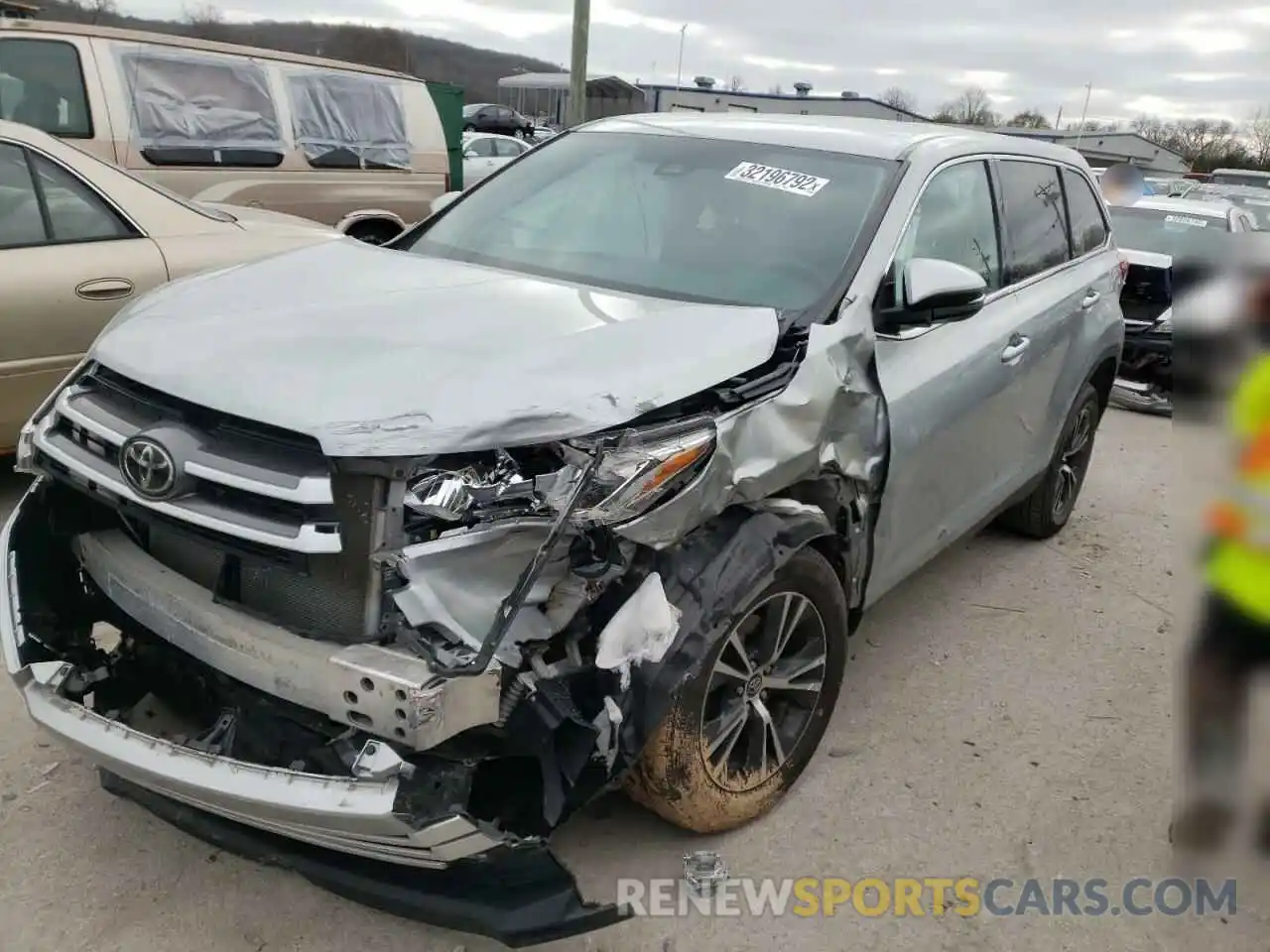 2 Фотография поврежденного автомобиля 5TDZZRFH1KS321219 TOYOTA HIGHLANDER 2019