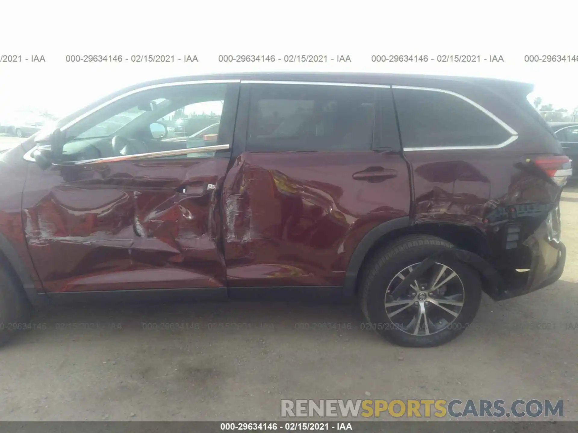 6 Photograph of a damaged car 5TDZZRFH1KS327604 TOYOTA HIGHLANDER 2019