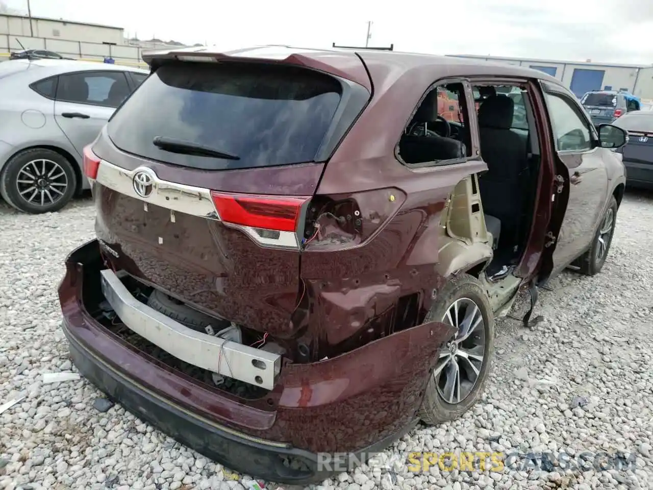 4 Фотография поврежденного автомобиля 5TDZZRFH1KS336058 TOYOTA HIGHLANDER 2019