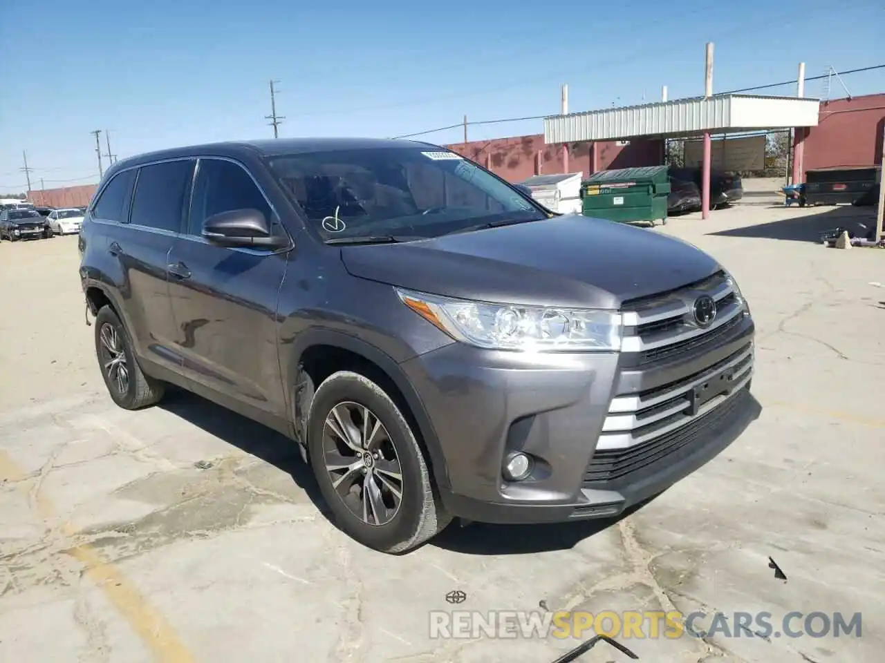 1 Photograph of a damaged car 5TDZZRFH2KS293222 TOYOTA HIGHLANDER 2019