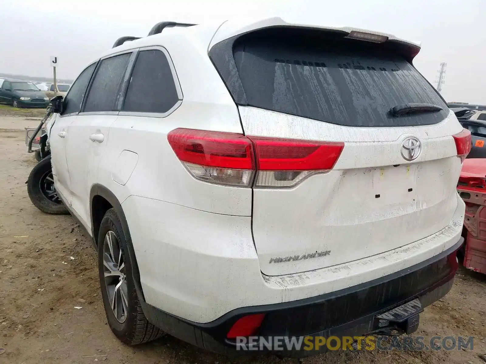 3 Фотография поврежденного автомобиля 5TDZZRFH2KS326641 TOYOTA HIGHLANDER 2019