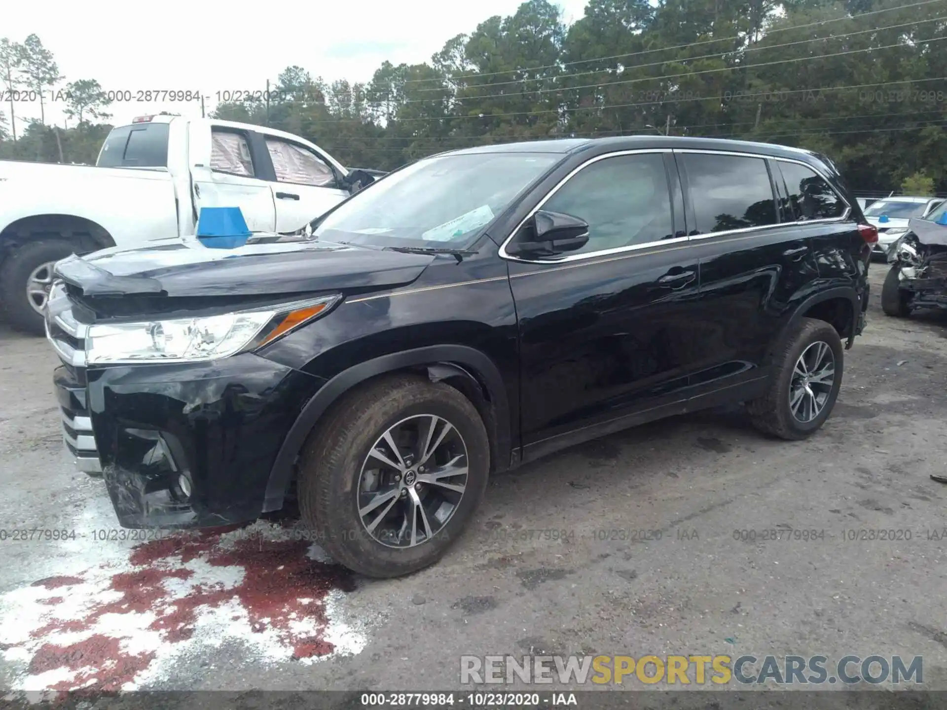 2 Photograph of a damaged car 5TDZZRFH2KS355105 TOYOTA HIGHLANDER 2019