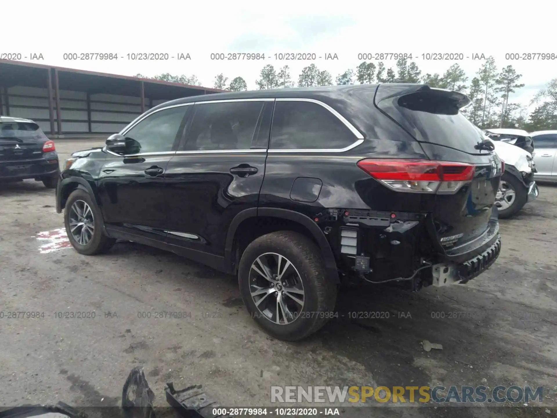 3 Photograph of a damaged car 5TDZZRFH2KS355105 TOYOTA HIGHLANDER 2019