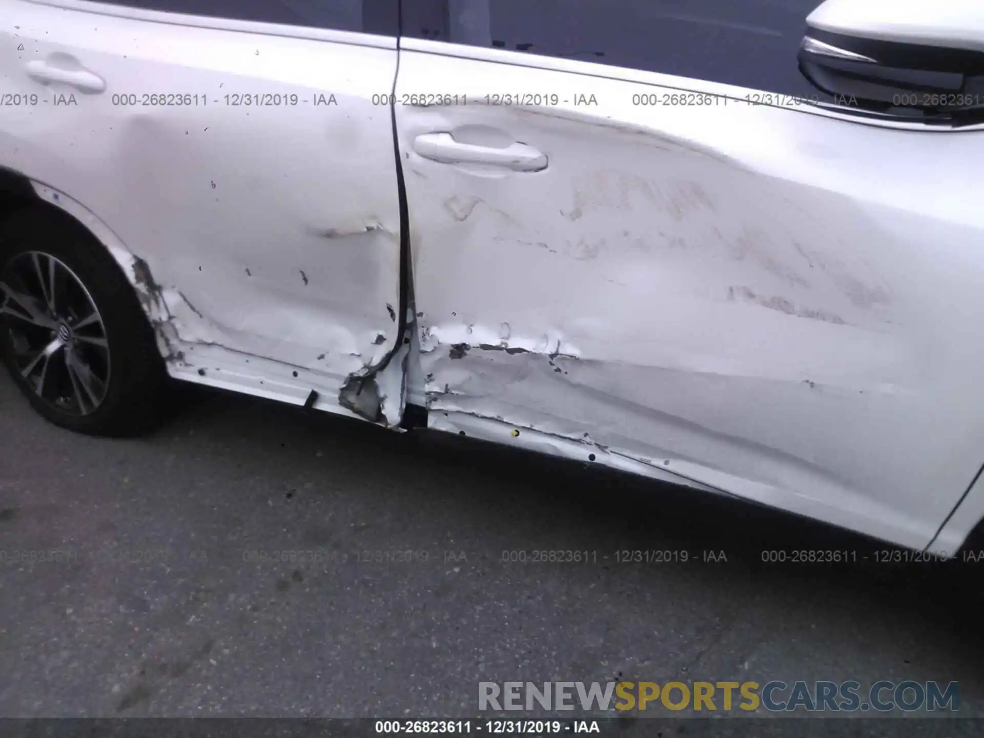 6 Photograph of a damaged car 5TDZZRFH2KS357341 TOYOTA HIGHLANDER 2019