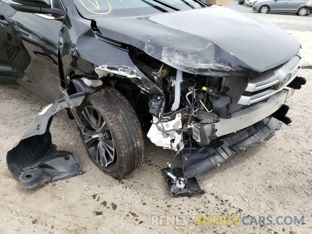 9 Photograph of a damaged car 5TDZZRFH2KS365178 TOYOTA HIGHLANDER 2019