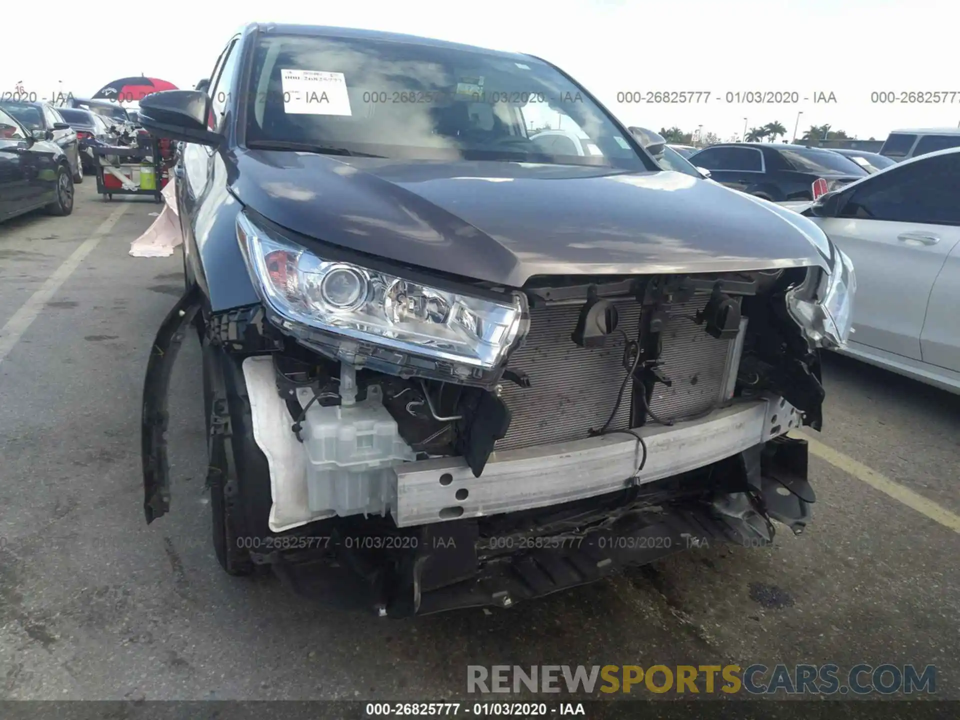 6 Photograph of a damaged car 5TDZZRFH3KS289339 TOYOTA HIGHLANDER 2019