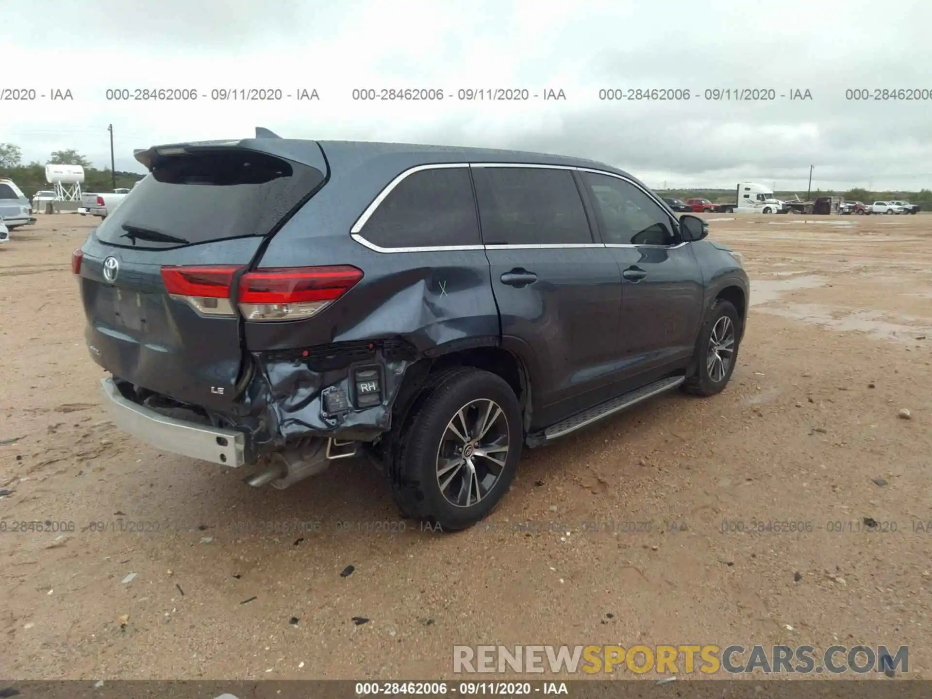 4 Фотография поврежденного автомобиля 5TDZZRFH3KS338426 TOYOTA HIGHLANDER 2019