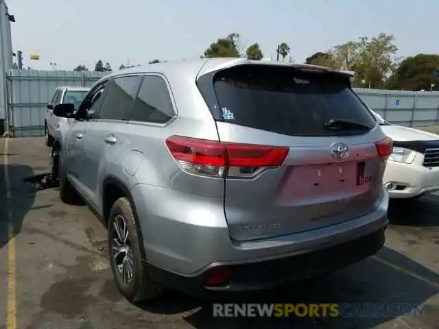 3 Photograph of a damaged car 5TDZZRFH3KS340936 TOYOTA HIGHLANDER 2019