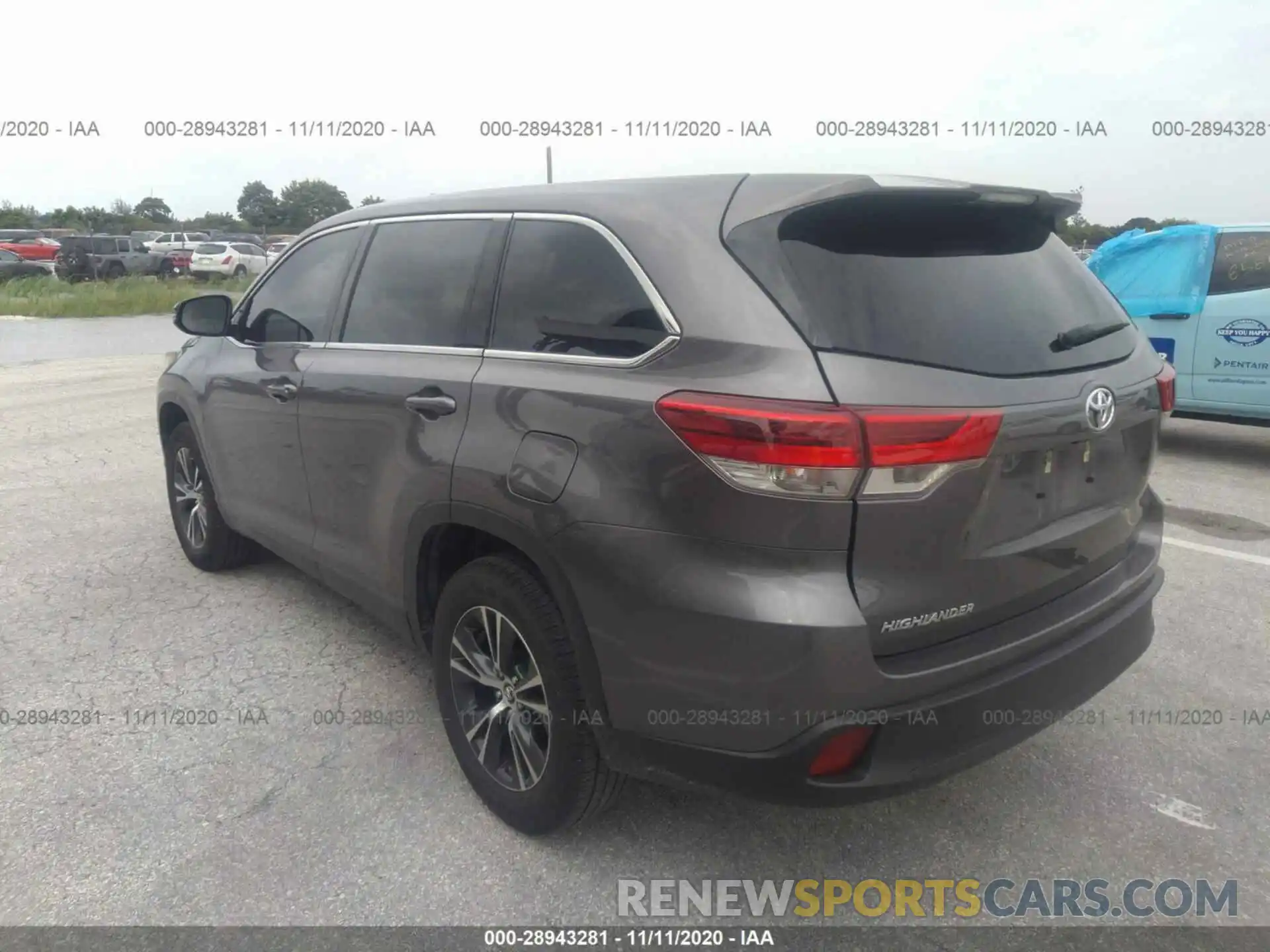 3 Photograph of a damaged car 5TDZZRFH3KS357865 TOYOTA HIGHLANDER 2019