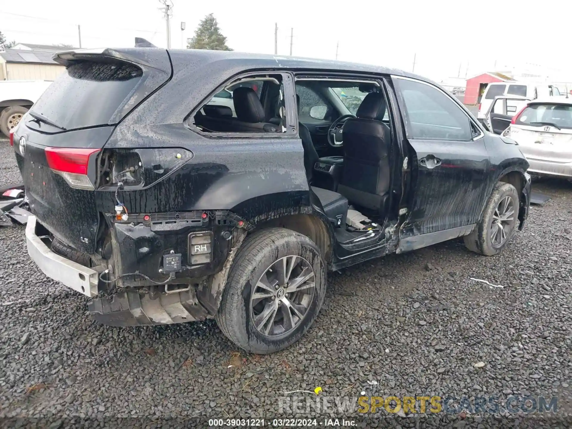 4 Фотография поврежденного автомобиля 5TDZZRFH4KS293755 TOYOTA HIGHLANDER 2019