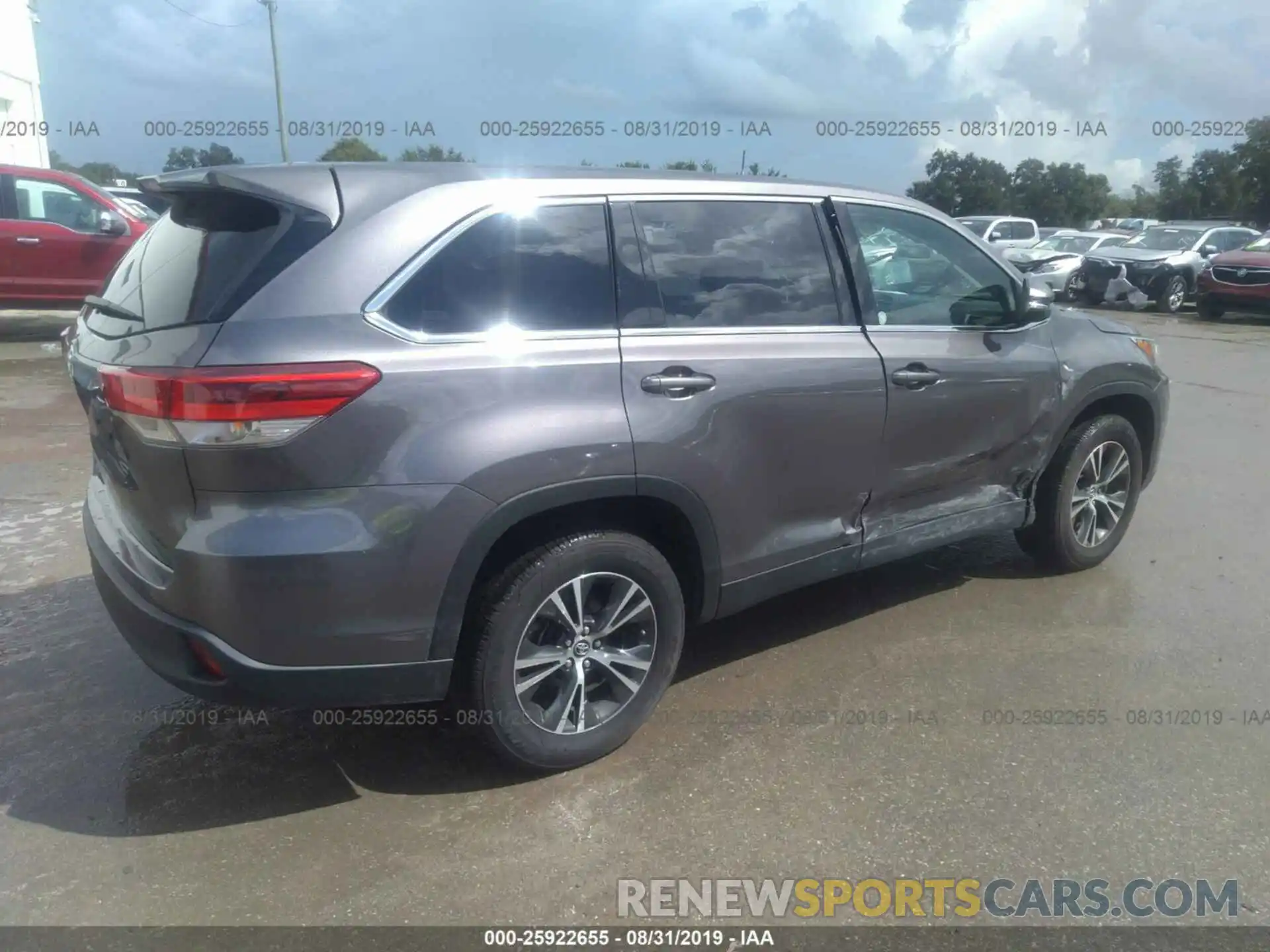 4 Фотография поврежденного автомобиля 5TDZZRFH4KS304690 TOYOTA HIGHLANDER 2019