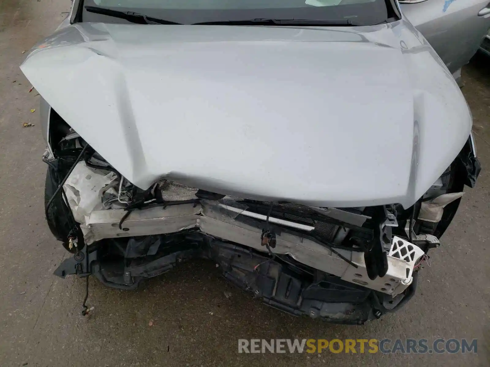 7 Photograph of a damaged car 5TDZZRFH4KS304916 TOYOTA HIGHLANDER 2019