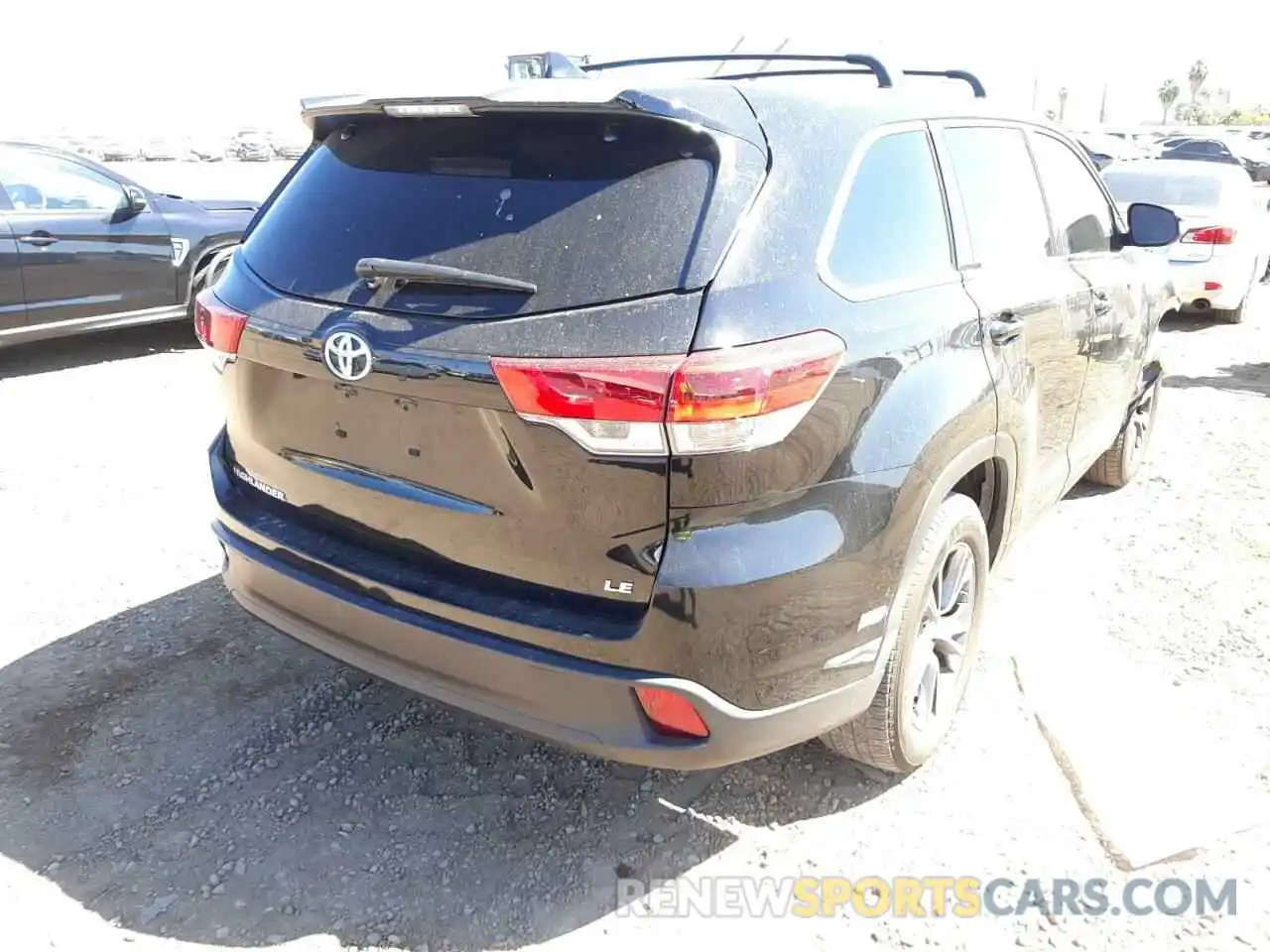 4 Фотография поврежденного автомобиля 5TDZZRFH4KS318296 TOYOTA HIGHLANDER 2019