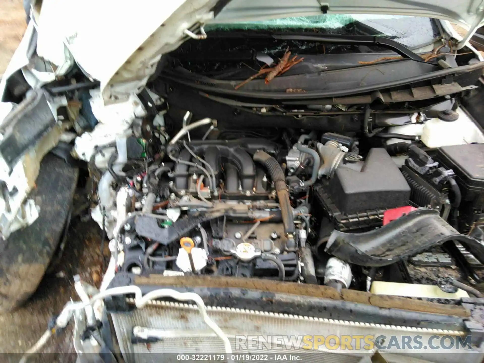 10 Photograph of a damaged car 5TDZZRFH4KS356479 TOYOTA HIGHLANDER 2019