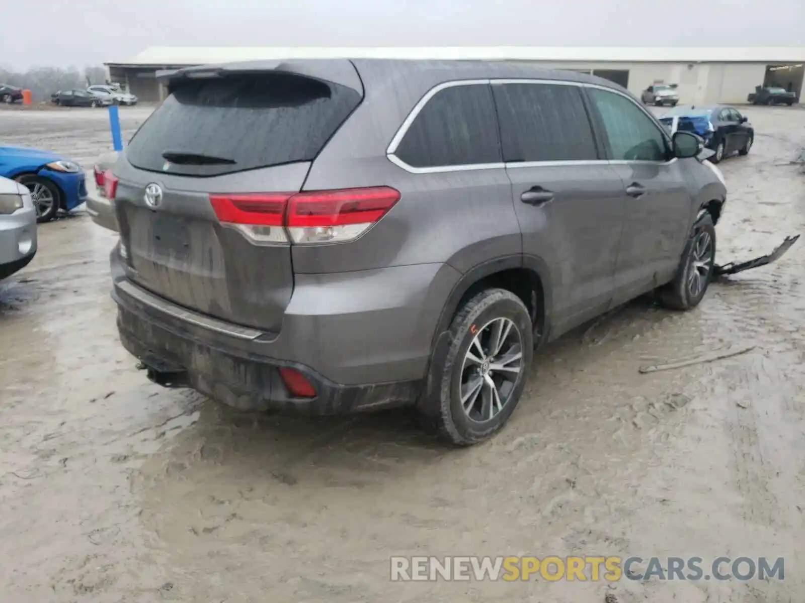 4 Фотография поврежденного автомобиля 5TDZZRFH4KS364551 TOYOTA HIGHLANDER 2019