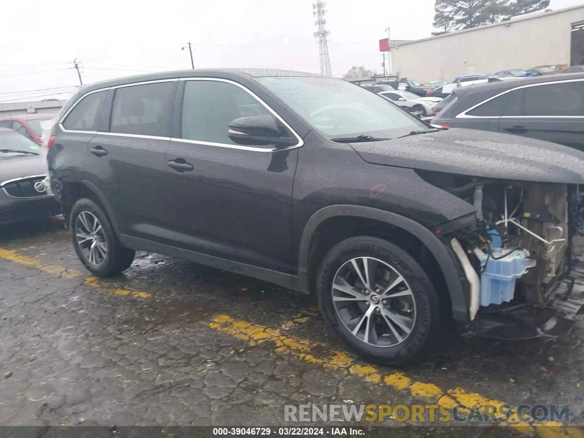 13 Photograph of a damaged car 5TDZZRFH5KS360136 TOYOTA HIGHLANDER 2019