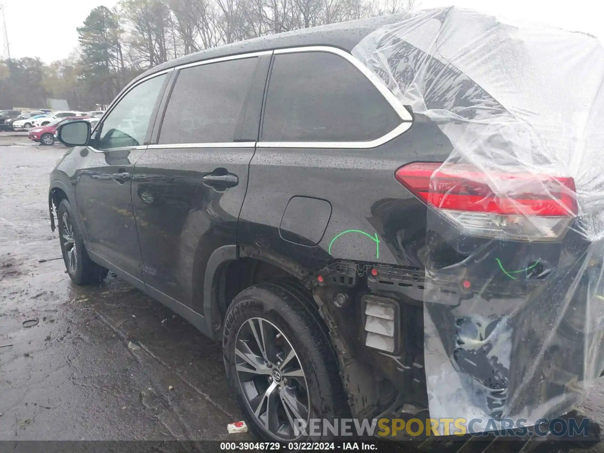 14 Photograph of a damaged car 5TDZZRFH5KS360136 TOYOTA HIGHLANDER 2019