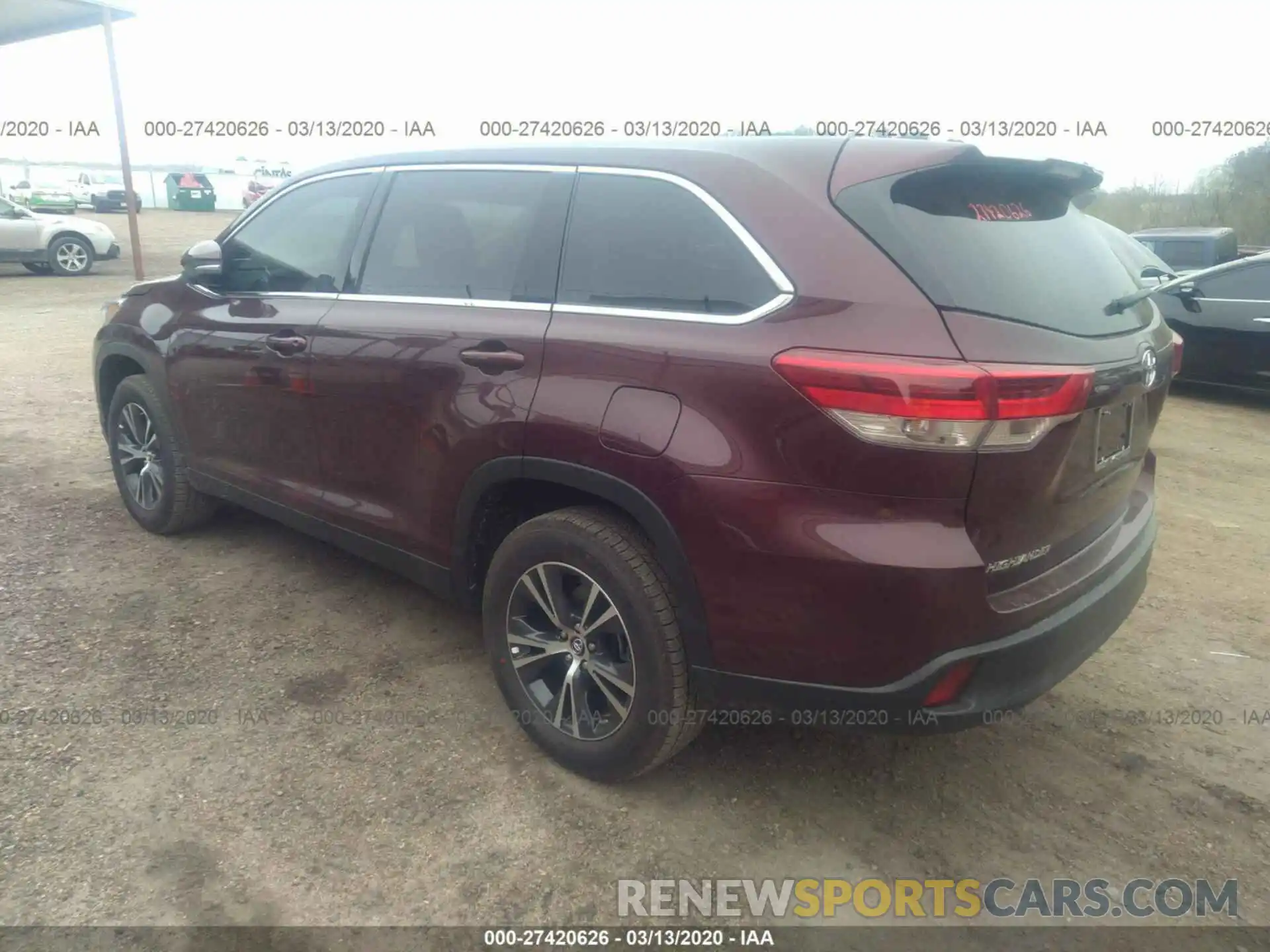 3 Photograph of a damaged car 5TDZZRFH5KS361173 TOYOTA HIGHLANDER 2019