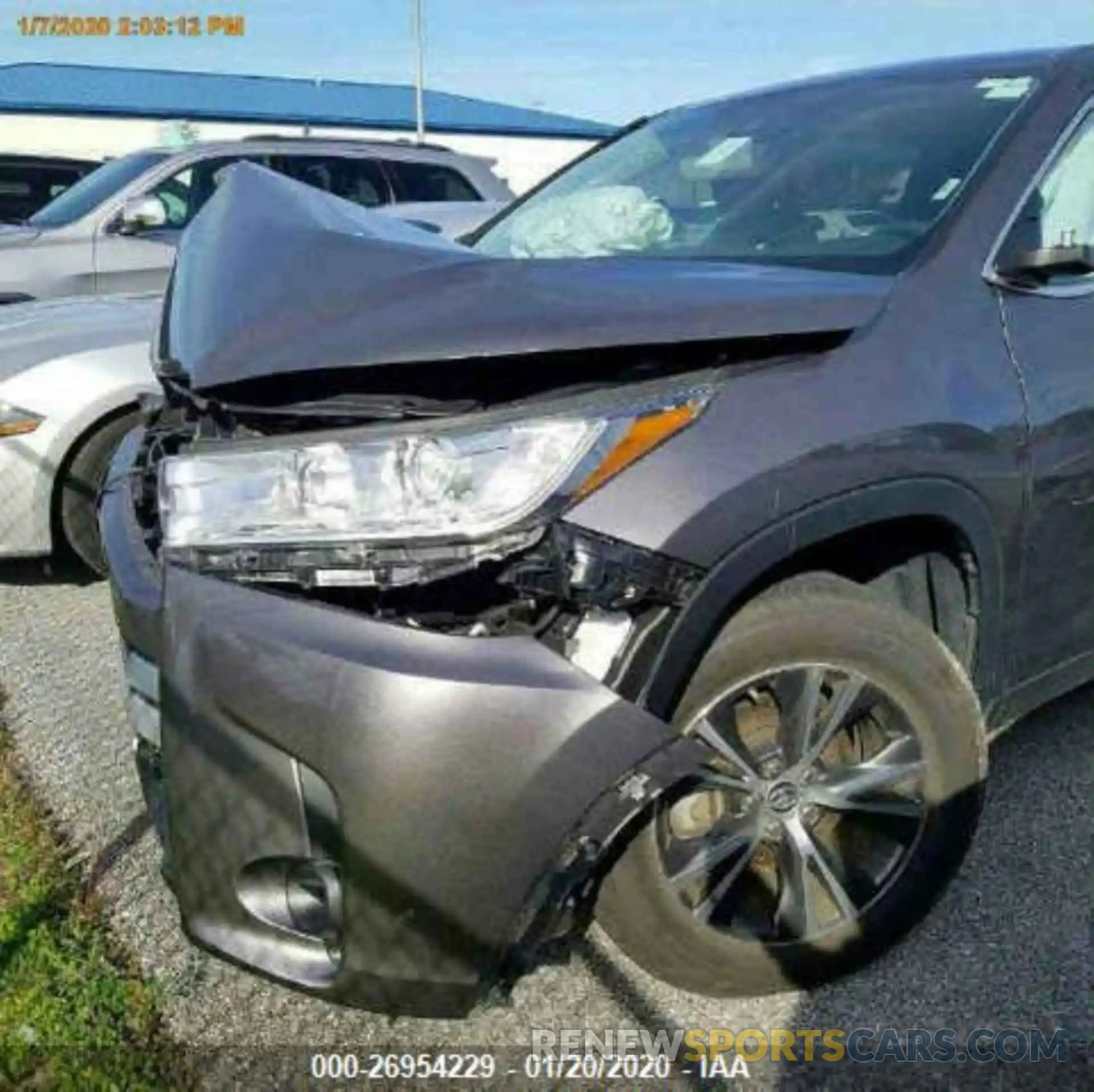 2 Photograph of a damaged car 5TDZZRFH6KS318817 TOYOTA HIGHLANDER 2019