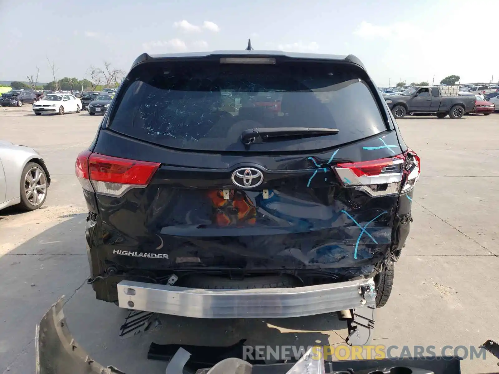 9 Фотография поврежденного автомобиля 5TDZZRFH6KS320633 TOYOTA HIGHLANDER 2019