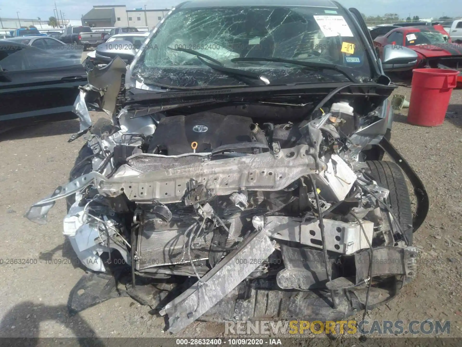 6 Photograph of a damaged car 5TDZZRFH6KS328473 TOYOTA HIGHLANDER 2019