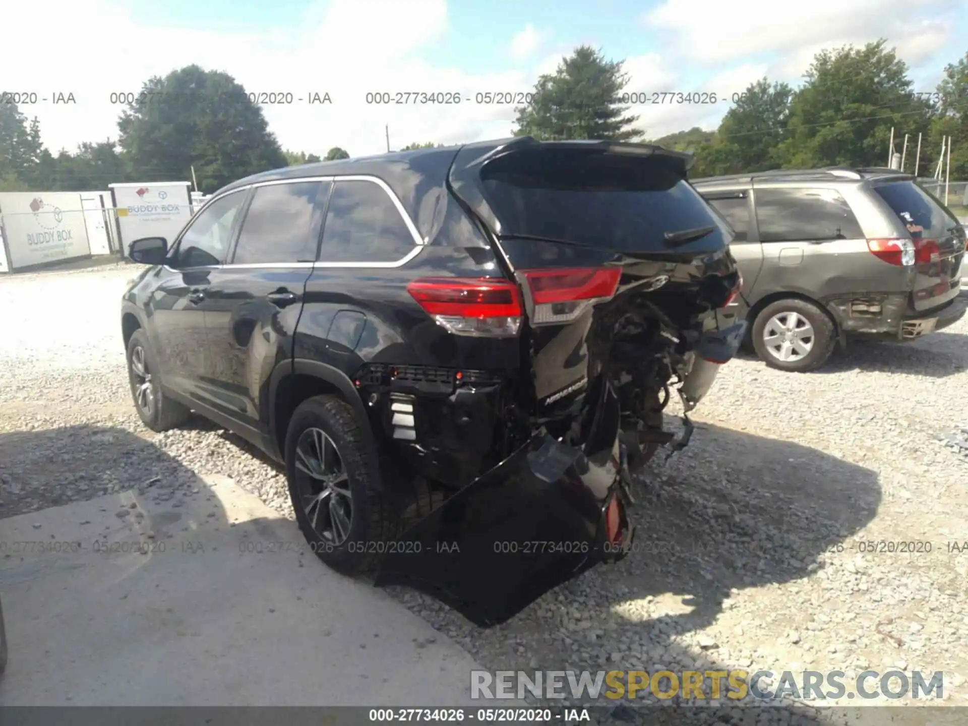 3 Photograph of a damaged car 5TDZZRFH6KS334452 TOYOTA HIGHLANDER 2019