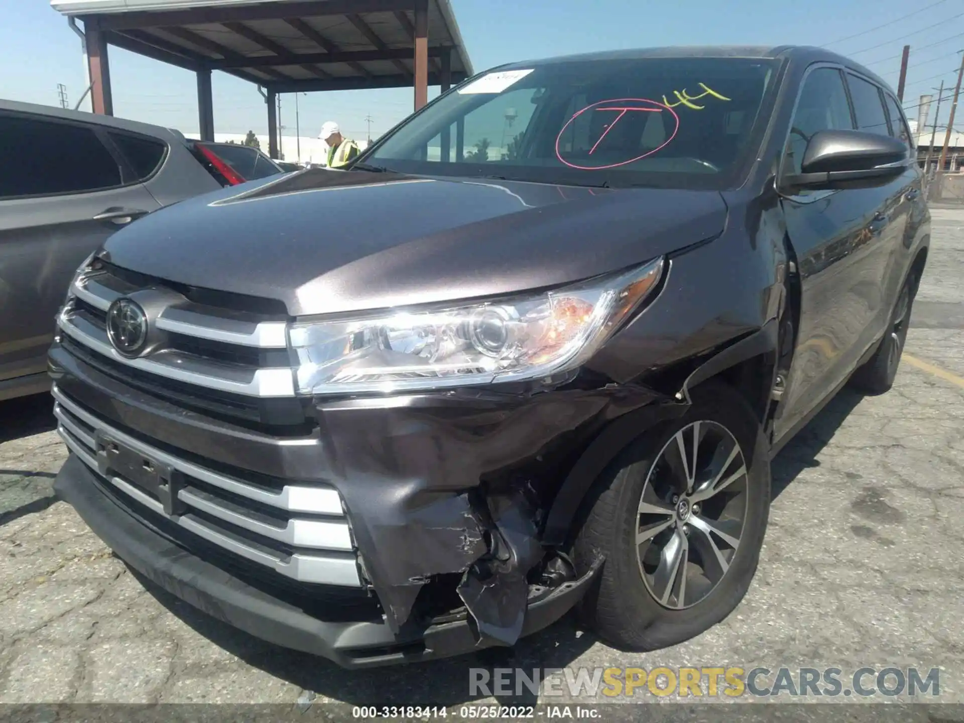 6 Фотография поврежденного автомобиля 5TDZZRFH6KS341823 TOYOTA HIGHLANDER 2019