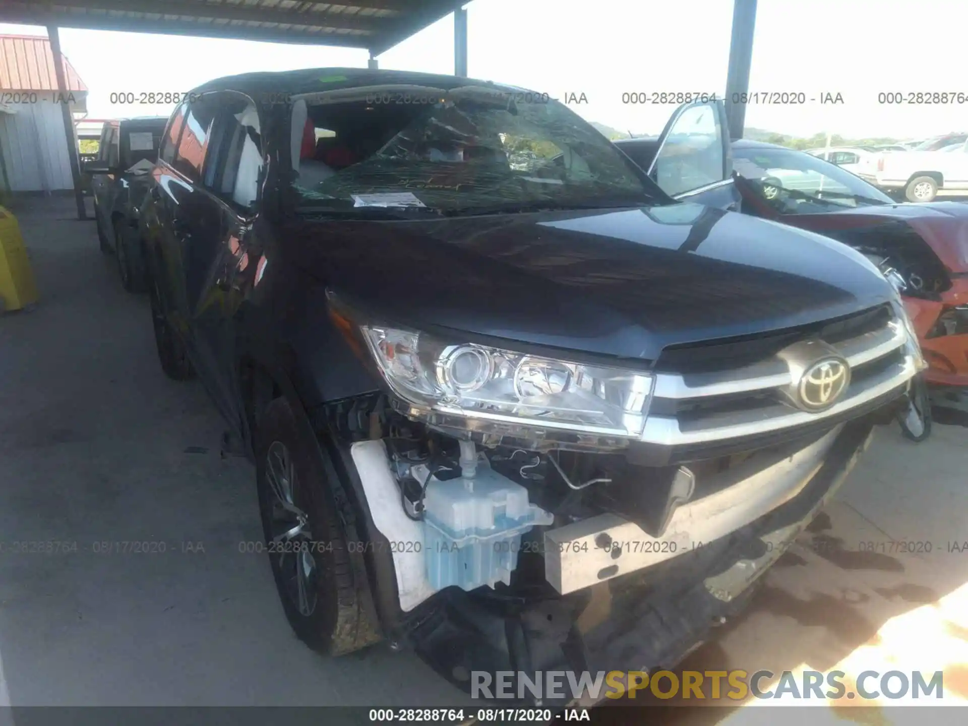 1 Photograph of a damaged car 5TDZZRFH6KS343264 TOYOTA HIGHLANDER 2019