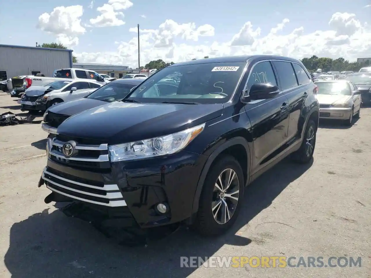 2 Photograph of a damaged car 5TDZZRFH6KS350960 TOYOTA HIGHLANDER 2019