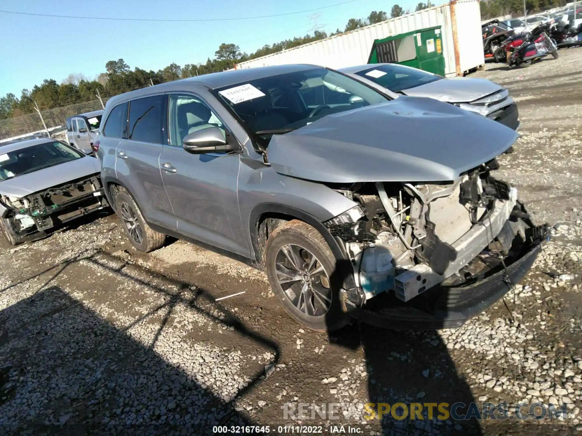 1 Photograph of a damaged car 5TDZZRFH6KS351929 TOYOTA HIGHLANDER 2019