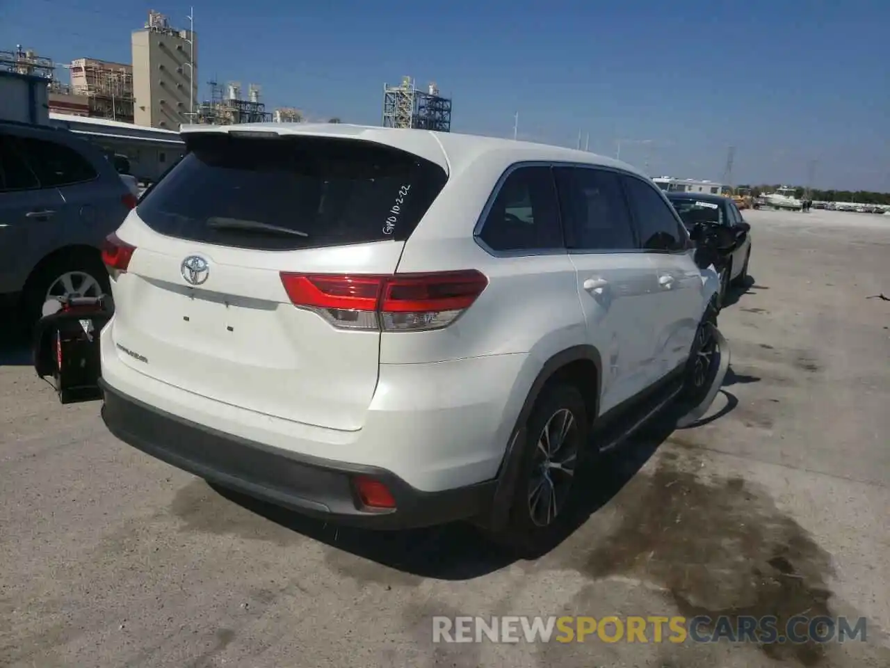 4 Фотография поврежденного автомобиля 5TDZZRFH6KS355138 TOYOTA HIGHLANDER 2019