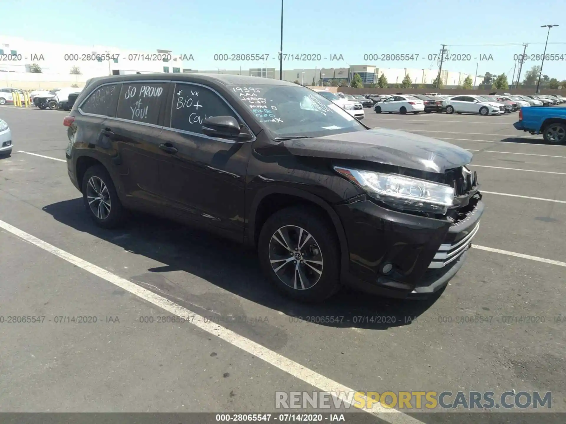 1 Photograph of a damaged car 5TDZZRFH6KS359688 TOYOTA HIGHLANDER 2019