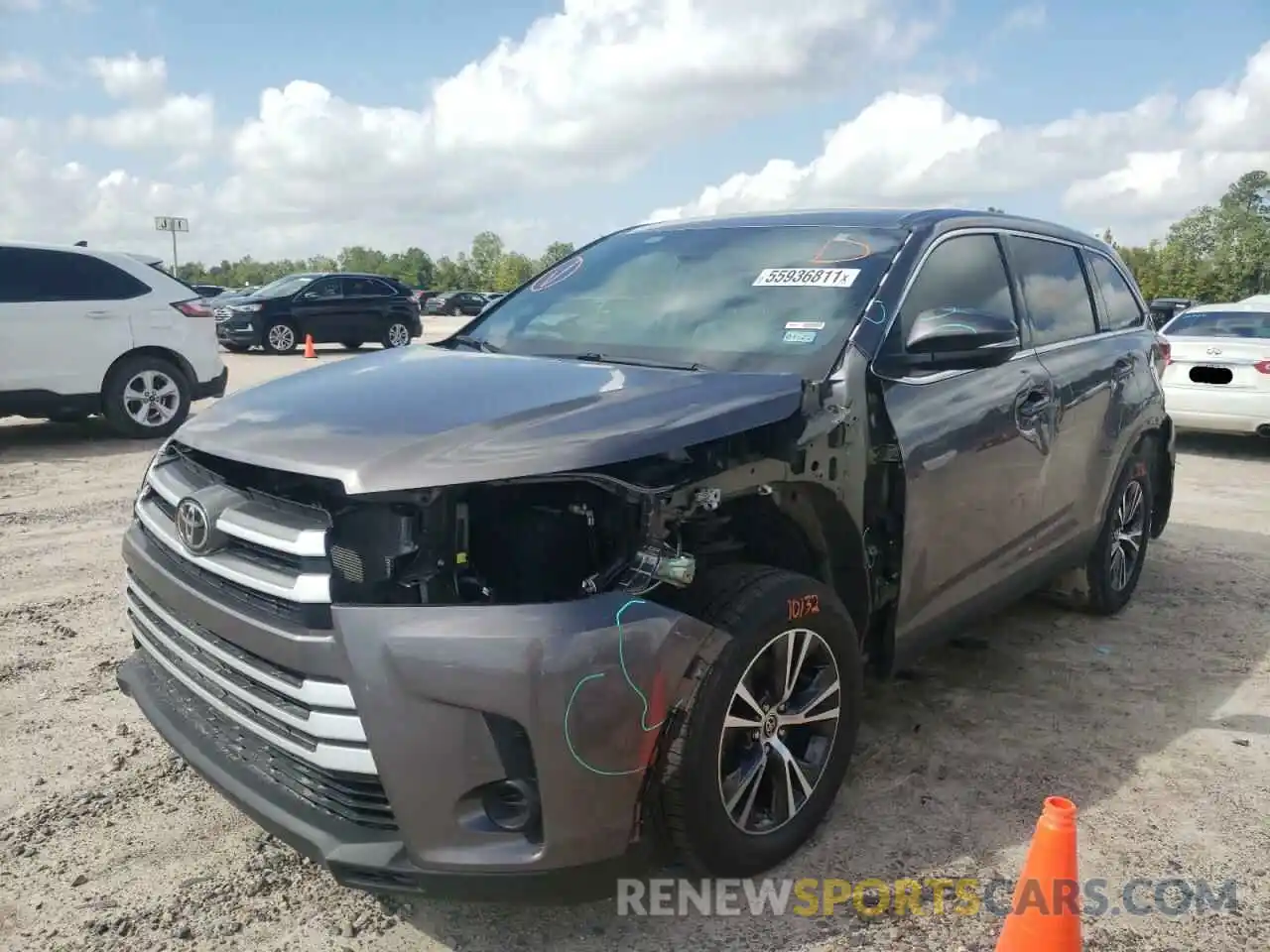 2 Photograph of a damaged car 5TDZZRFH6KS370495 TOYOTA HIGHLANDER 2019