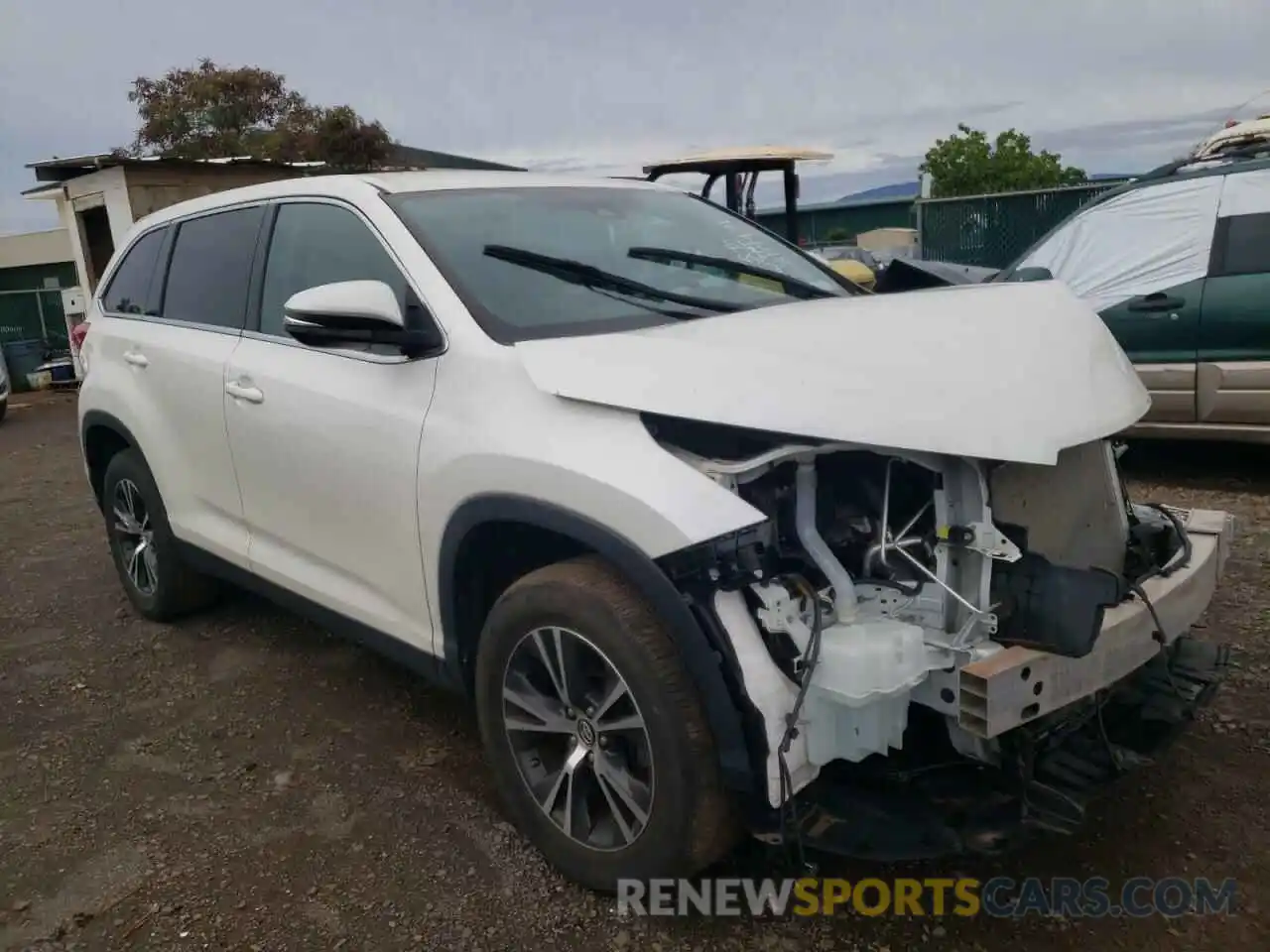 1 Photograph of a damaged car 5TDZZRFH7KS298092 TOYOTA HIGHLANDER 2019