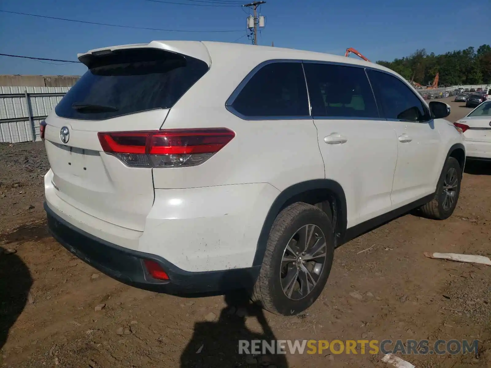 4 Фотография поврежденного автомобиля 5TDZZRFH7KS320723 TOYOTA HIGHLANDER 2019