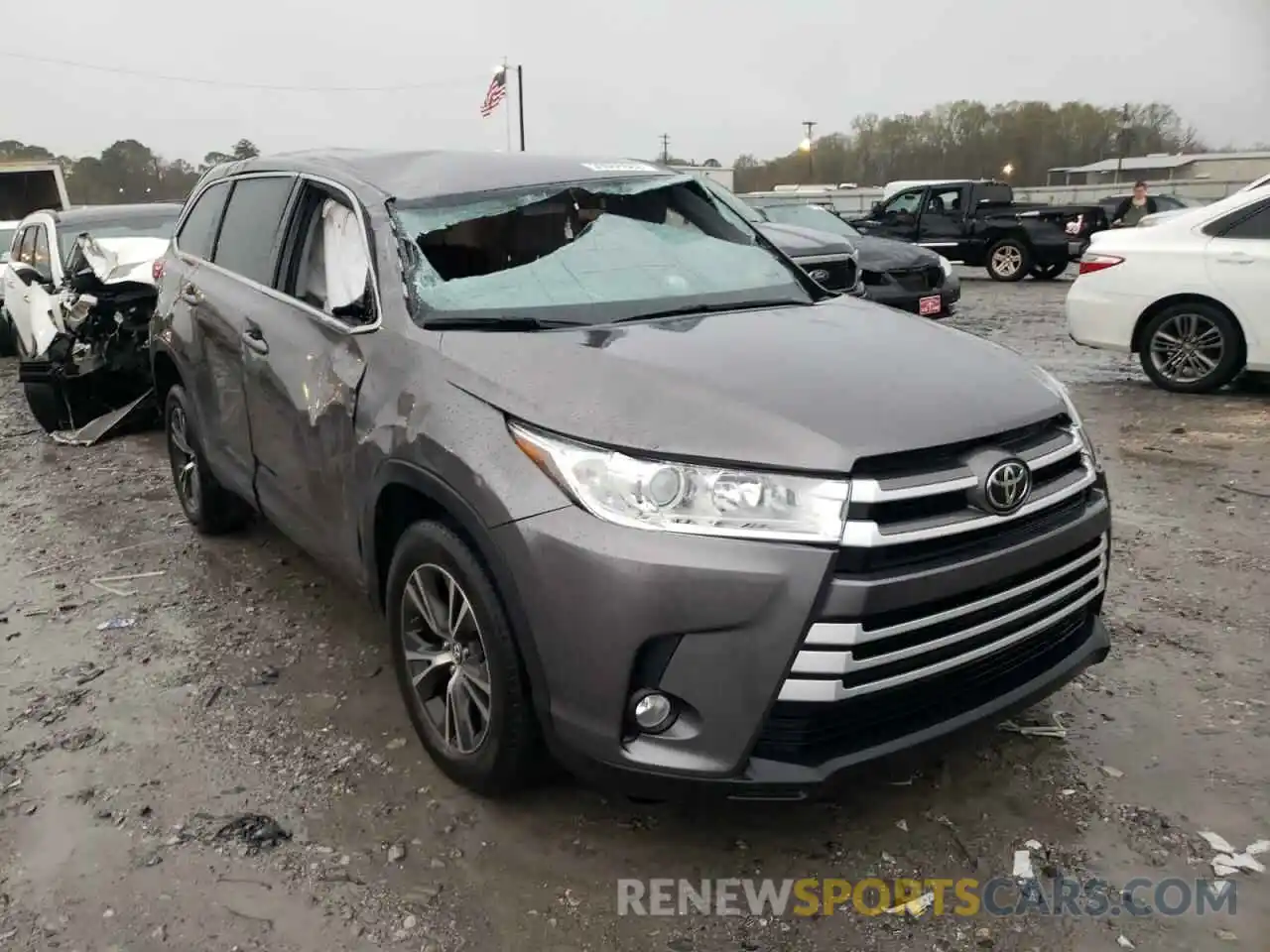 1 Photograph of a damaged car 5TDZZRFH7KS326103 TOYOTA HIGHLANDER 2019