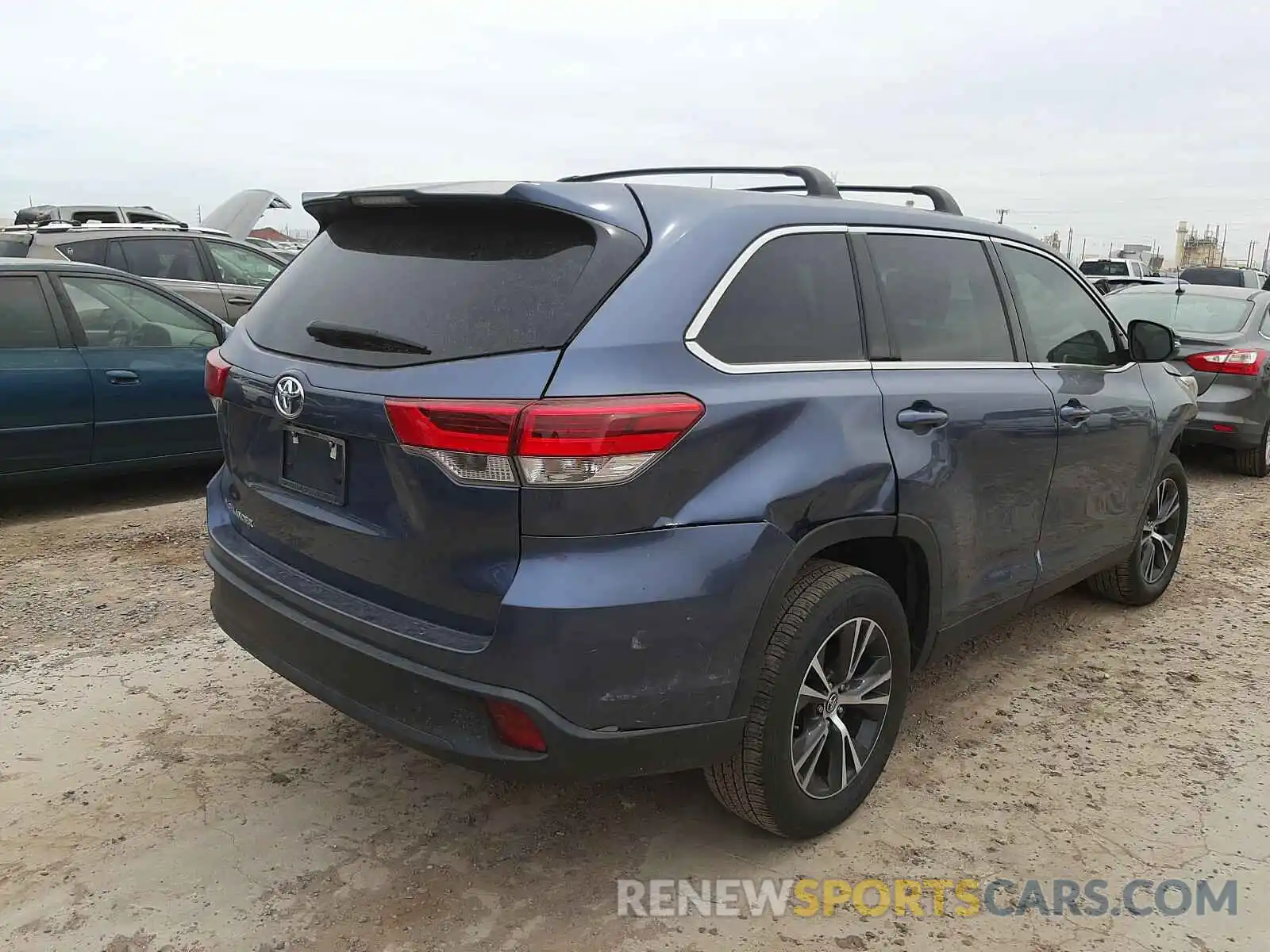 4 Фотография поврежденного автомобиля 5TDZZRFH7KS349641 TOYOTA HIGHLANDER 2019