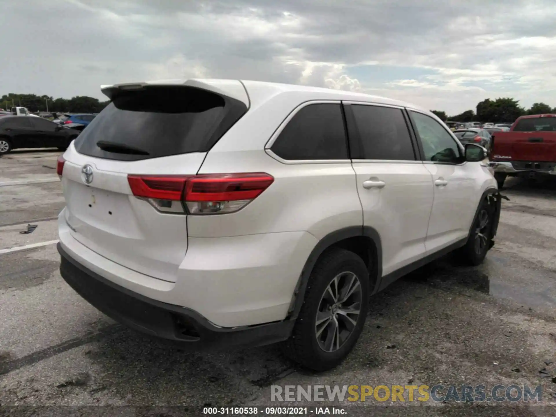 4 Фотография поврежденного автомобиля 5TDZZRFH7KS363149 TOYOTA HIGHLANDER 2019