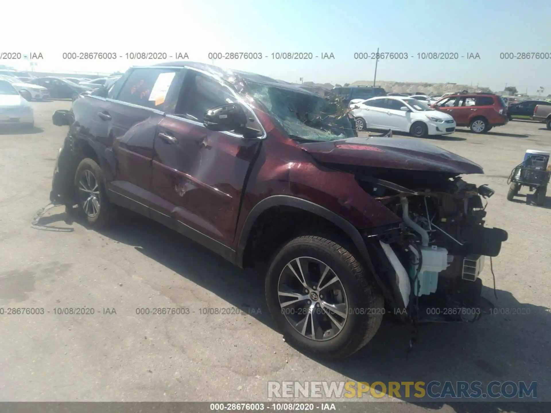 1 Photograph of a damaged car 5TDZZRFH7KS370439 TOYOTA HIGHLANDER 2019