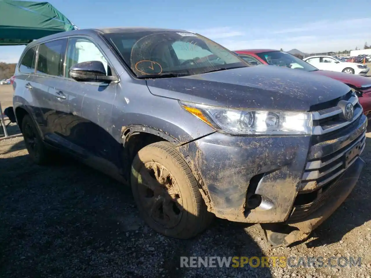 1 Photograph of a damaged car 5TDZZRFH8KS291944 TOYOTA HIGHLANDER 2019