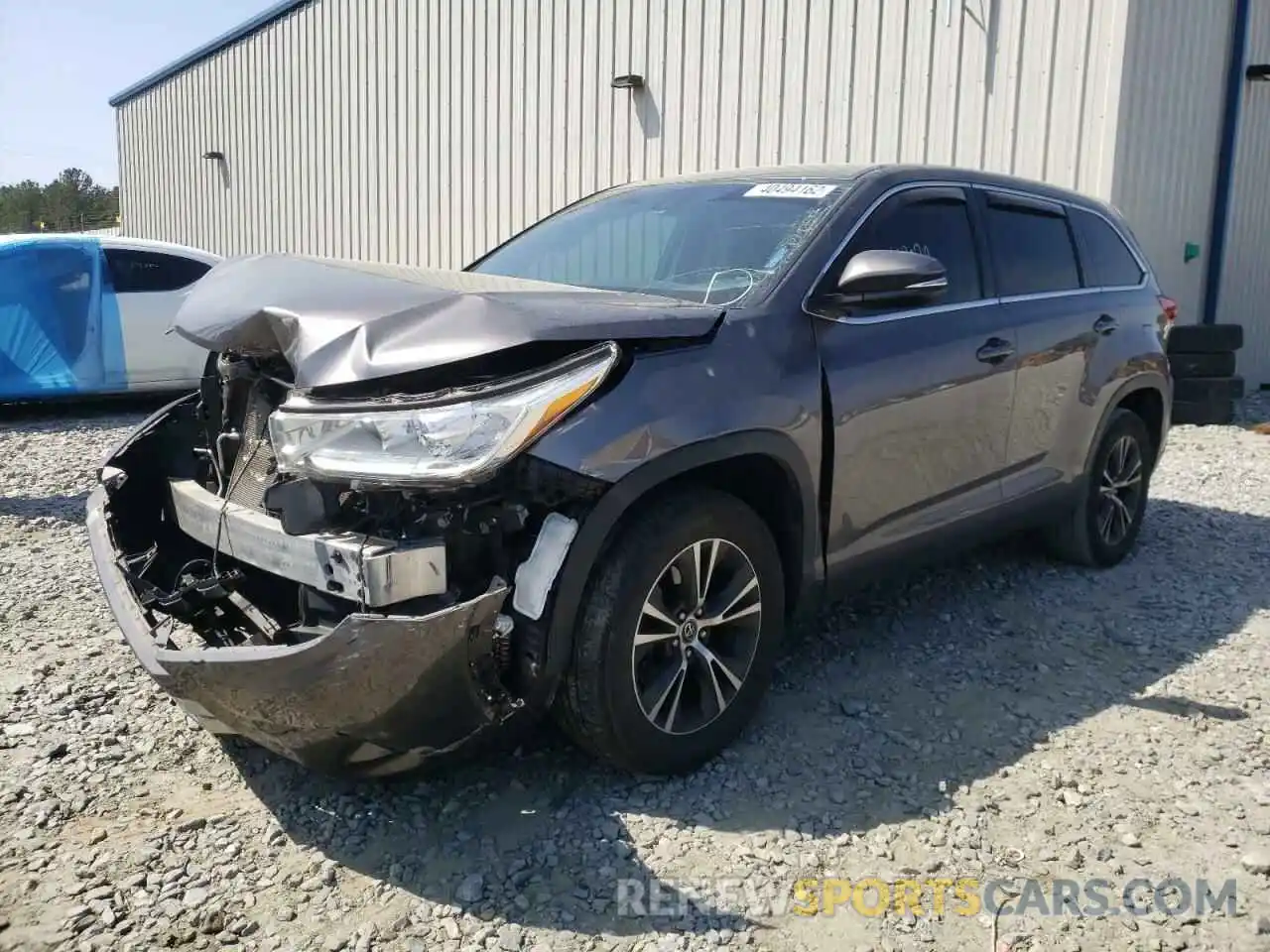 2 Photograph of a damaged car 5TDZZRFH8KS335120 TOYOTA HIGHLANDER 2019