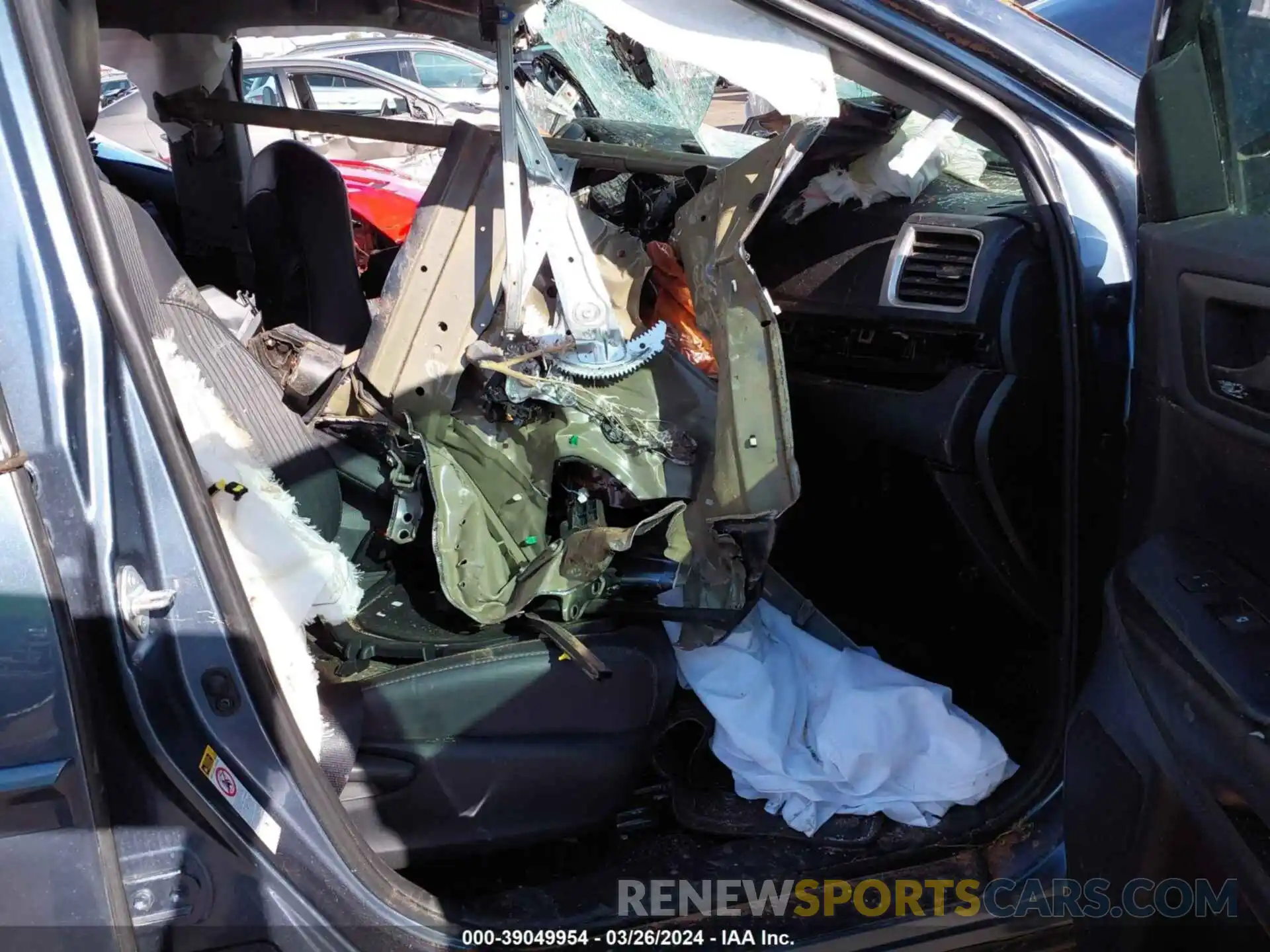 5 Photograph of a damaged car 5TDZZRFH8KS355013 TOYOTA HIGHLANDER 2019