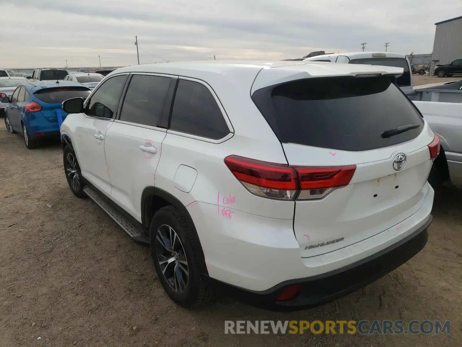 3 Фотография поврежденного автомобиля 5TDZZRFH8KS355514 TOYOTA HIGHLANDER 2019