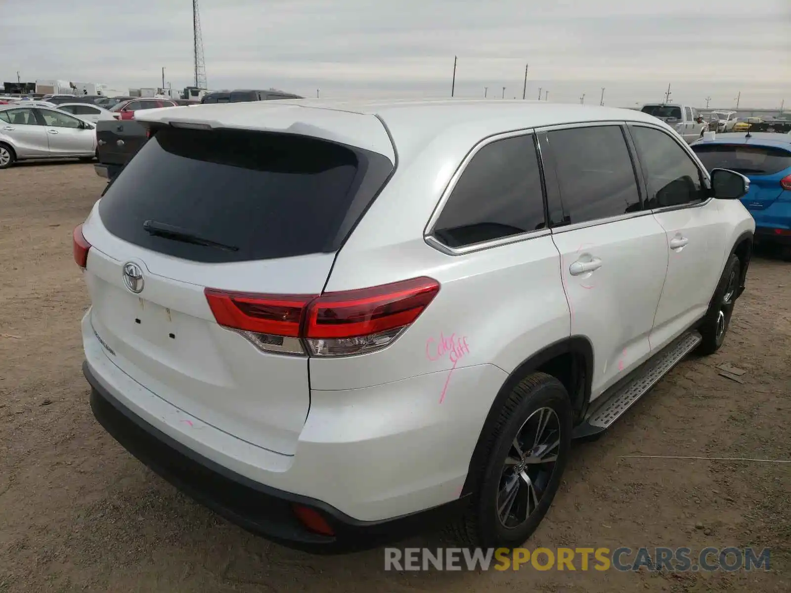 4 Фотография поврежденного автомобиля 5TDZZRFH8KS355514 TOYOTA HIGHLANDER 2019