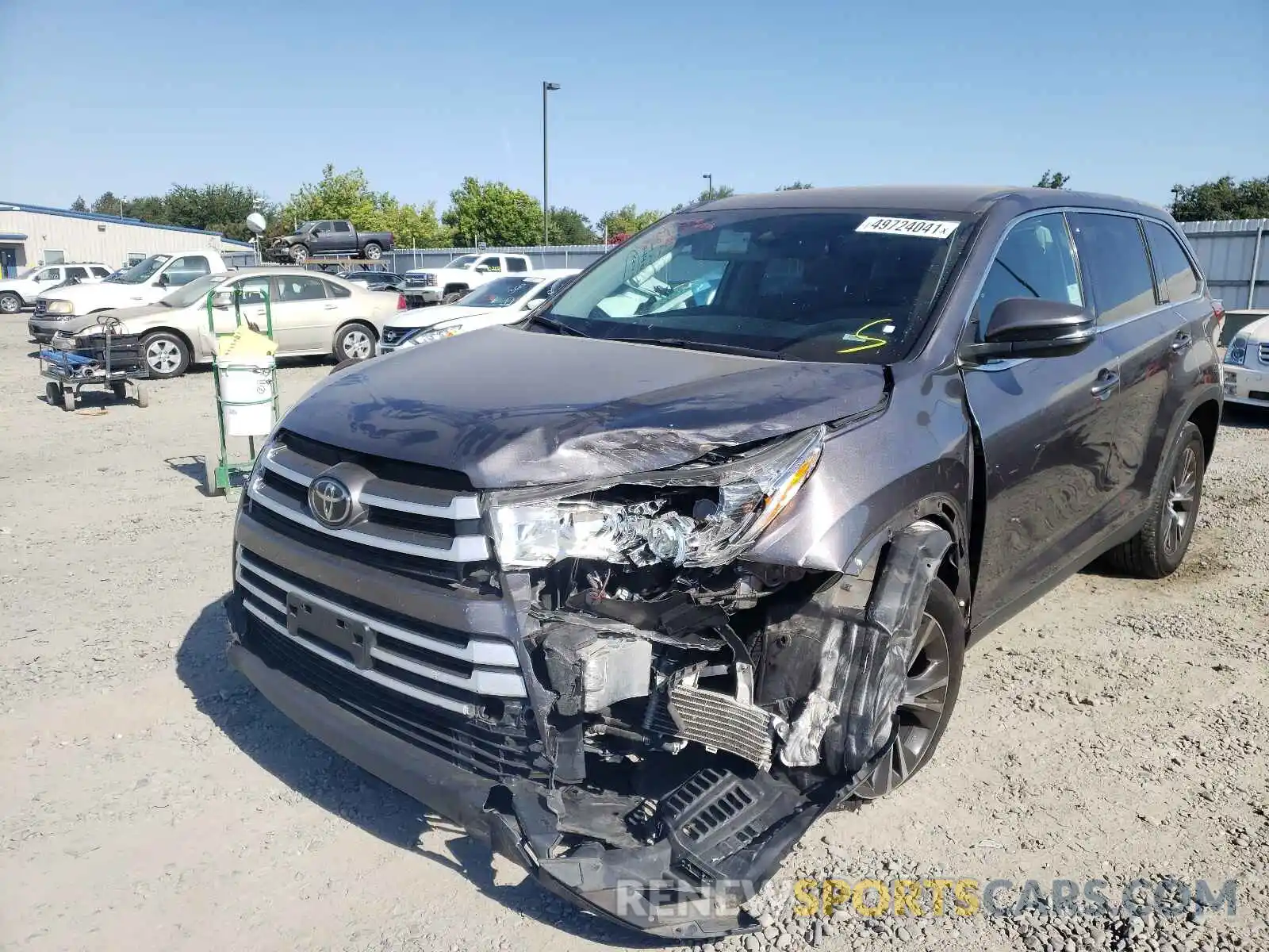 2 Photograph of a damaged car 5TDZZRFH9KS308816 TOYOTA HIGHLANDER 2019